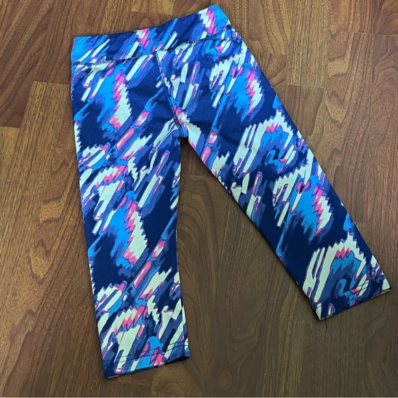 Girls Under Armour leggings Capris All Season Gear Size 6 - Picture 6 of 6